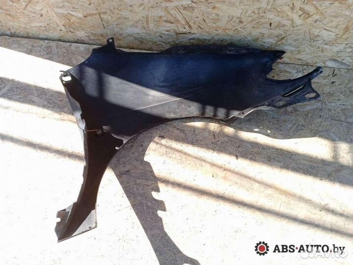 Крыло переднее левое Renault Scenic рест. 2000
