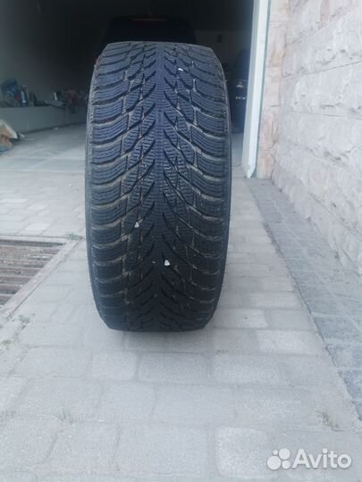 Nokian Tyres Hakkapeliitta R3 SUV 275/45 R20 T