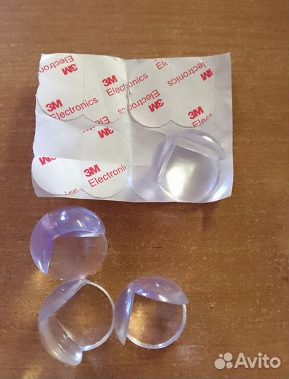 Уголок защитный