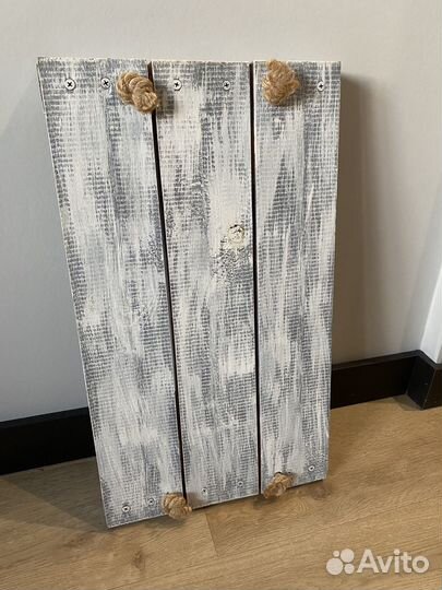 Поднос деревянный ручной работы