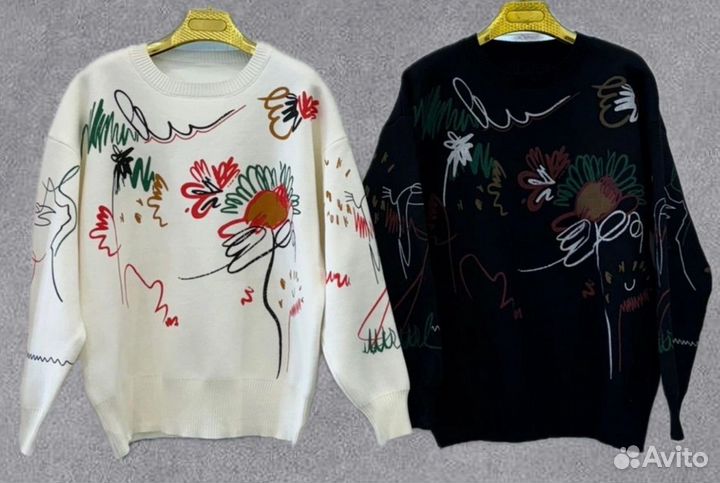 Свитер женский