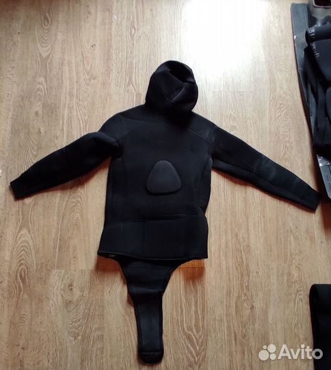 Гидрокостюм женский для дайвинга, ласты,снаряжение