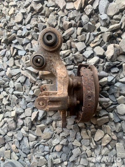 Кулак поворотный задний левый Hyundai Elantra HD