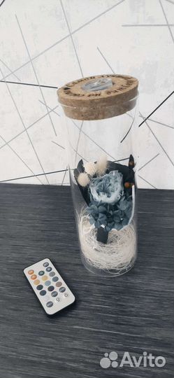 Роза в колбе