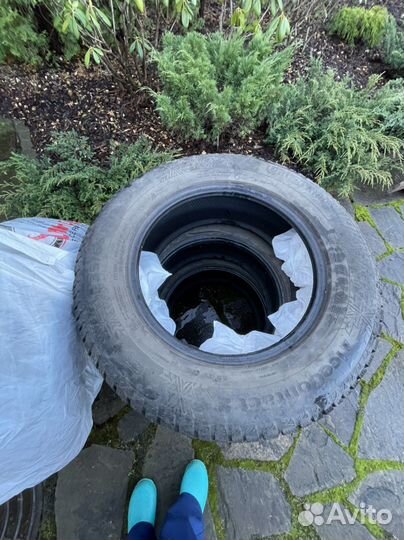 Continental IceContact 2 235/65 R17