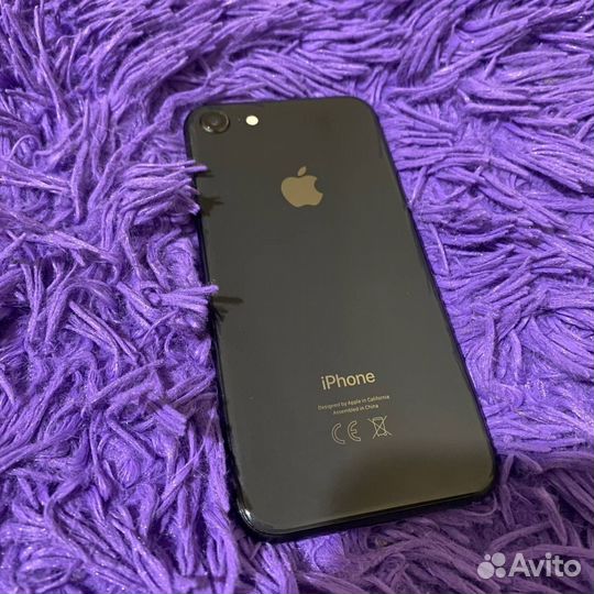 iPhone 8, 64 ГБ