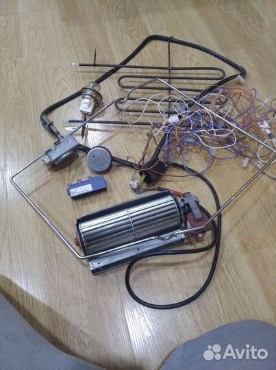 На запчасти от духового шкафа Indesit/Ariston