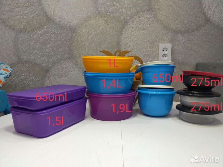 Контейнеры и кухонные приборы Tupperware