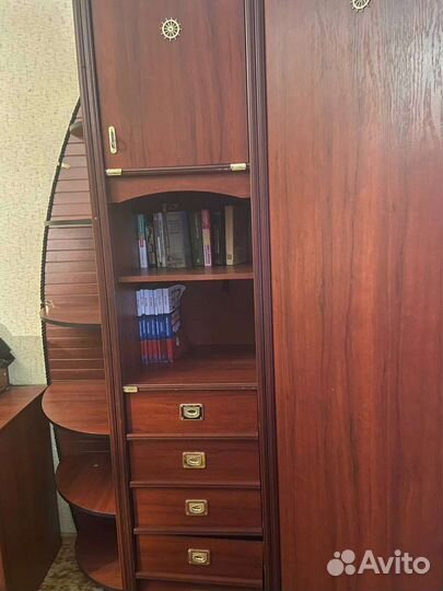 Кровать двухъярусная