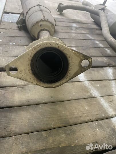 Toyota corolla е150 глушитель
