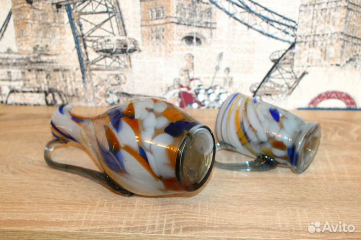 Кувшин и кружка из цветного стекла