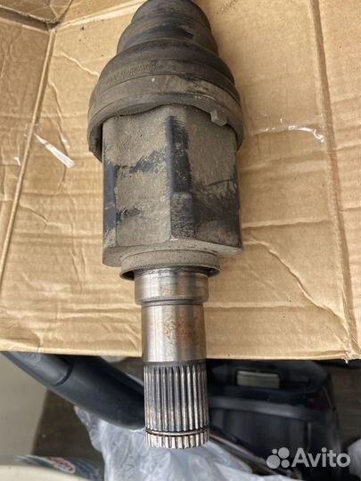 Полуось передняя левая маздасх5 2.5 AT 4WD)