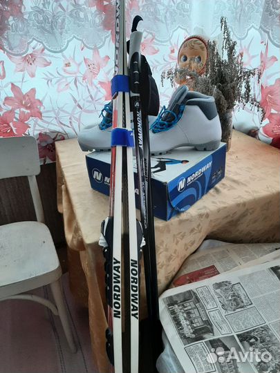 Беговые лыжи,без палок