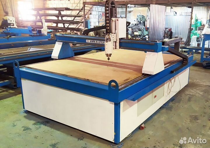 Фрезерный станок с чпу по дереву, 1550х3030мм