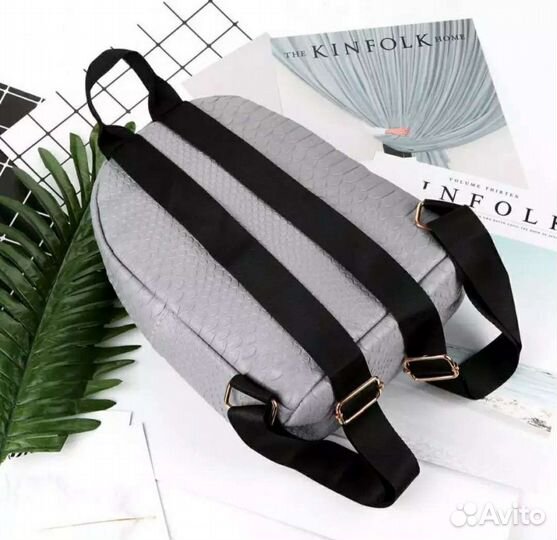 Новый рюкзак для прогулок