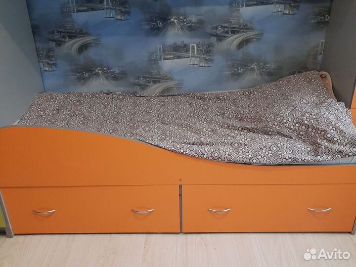 Двухъярусная кровать бу