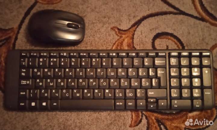 Беспроводная клавиатура и мышь