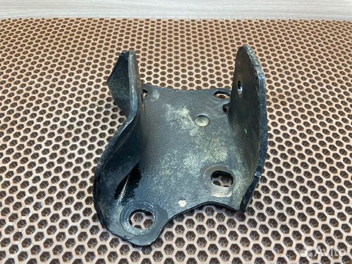 Кронштейн балки задний левый LADA X-Ray