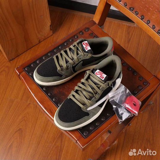 Nike Travis Scott X Air Jordan 1 Low Dark Mocha