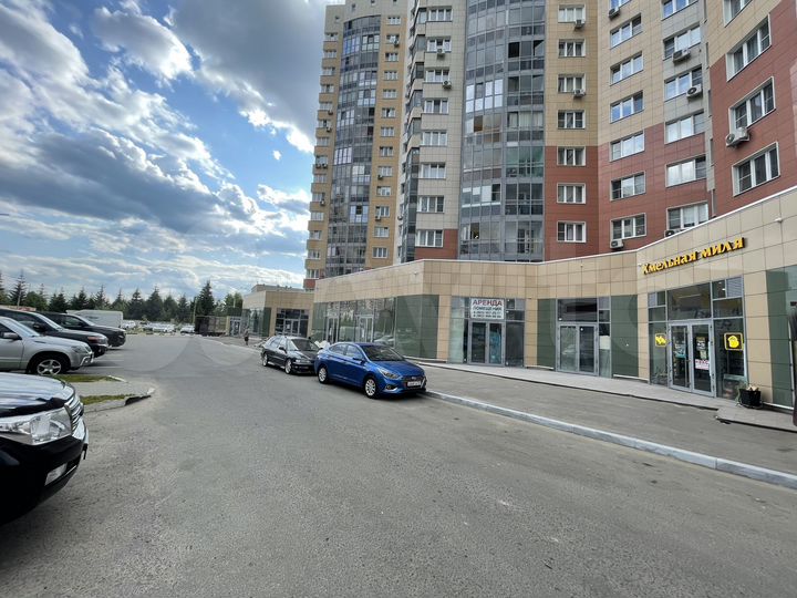 Аренда под универсам, ресторан, 423 м²