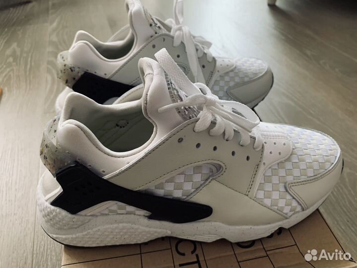 Nike Air Huarache Crater Premium Light Bone