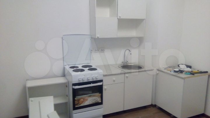1-к. квартира, 38 м², 1/10 эт.