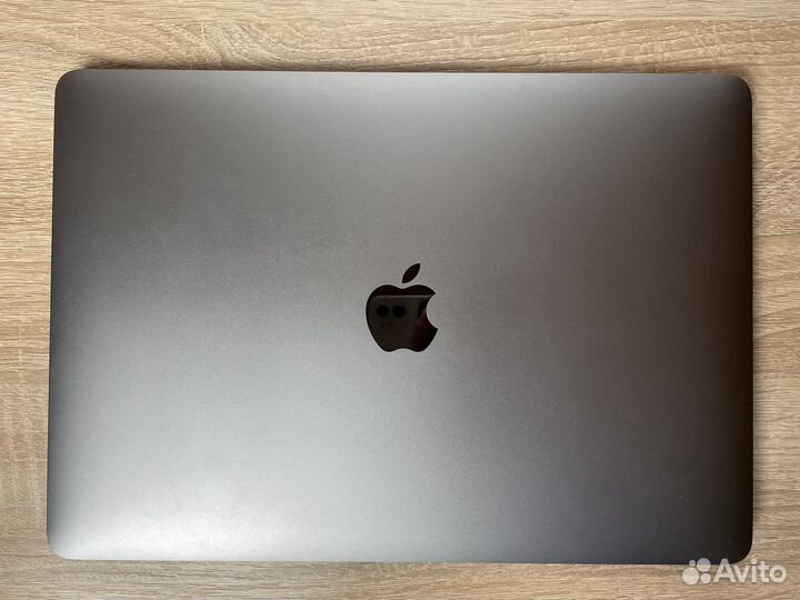 Macbook air 13 2020 i3