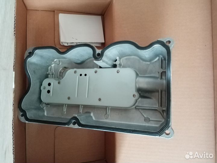 Крышка клапанная двигателя