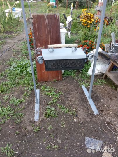 Мангал с крышей