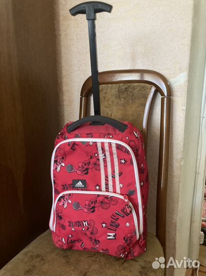 Чемодан на колесах детский