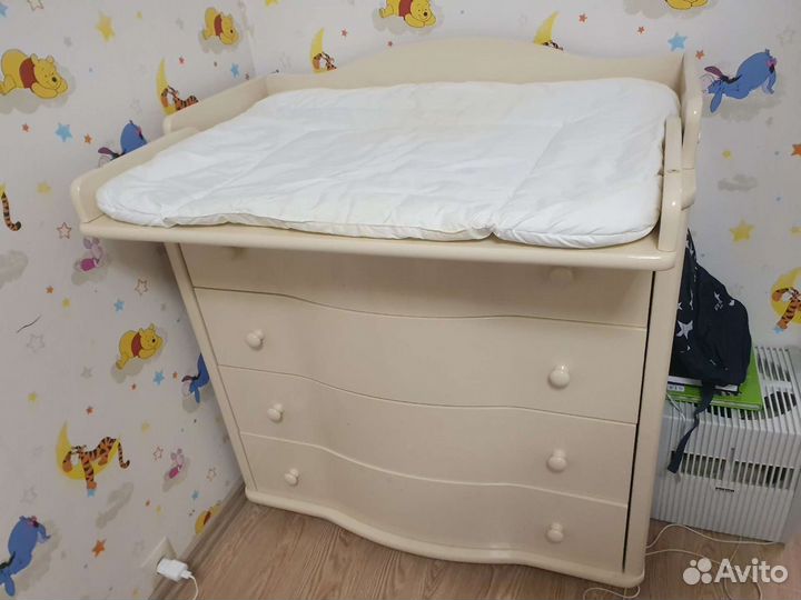 Кровать и комод Можга