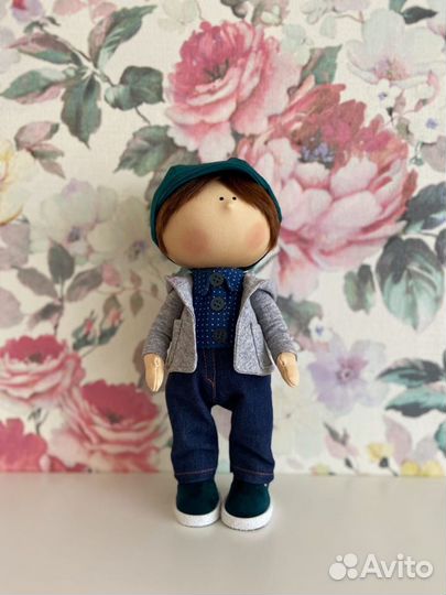 Кукла интерьерная