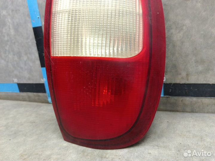 Фонарь задний правый Chevrolet Niva 1.7 2123 2004