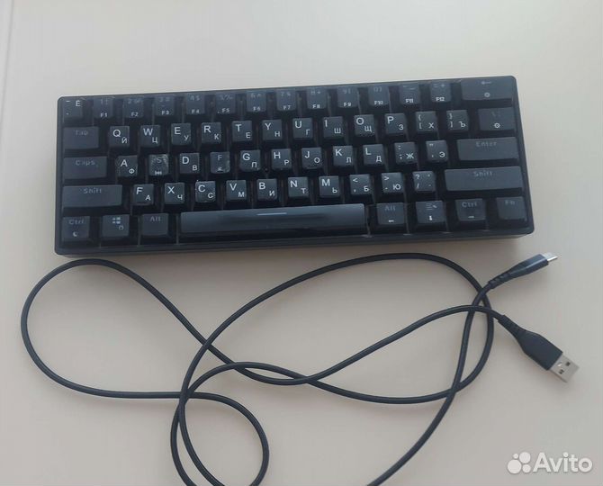 Игровая клавиатура с подсветкой