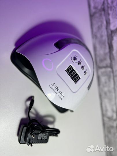 Лампа для ногтей
