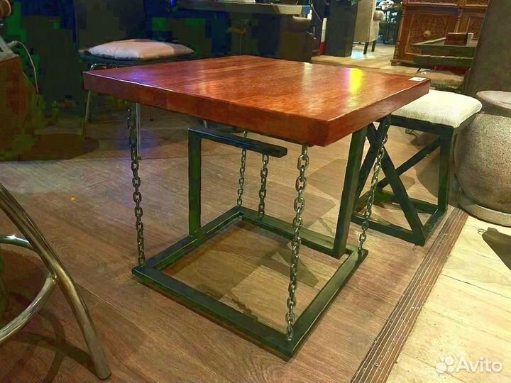 Левитирующий столик системы Тенсегрити