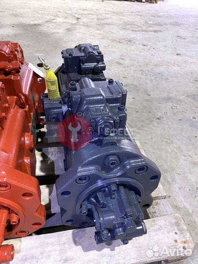 Основной насос Volvo 14524052 K3V140DT