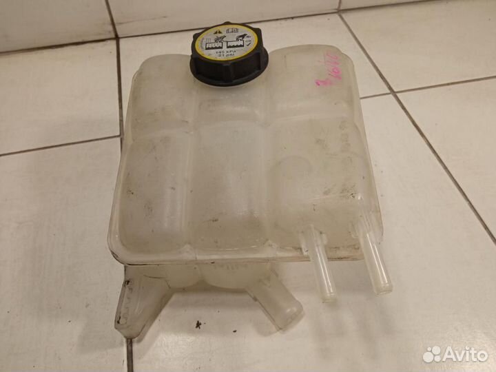 Бачок расширительный Volvo C30 MK20