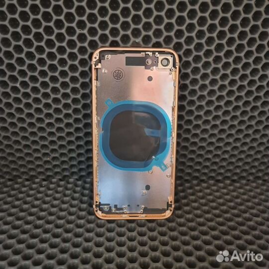 Корпус iPhone 8 золотой