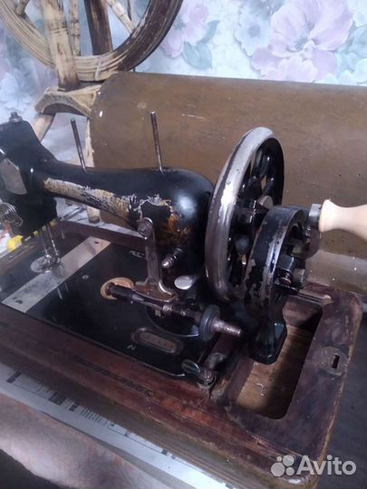 Швейная машина Wettina Familiae