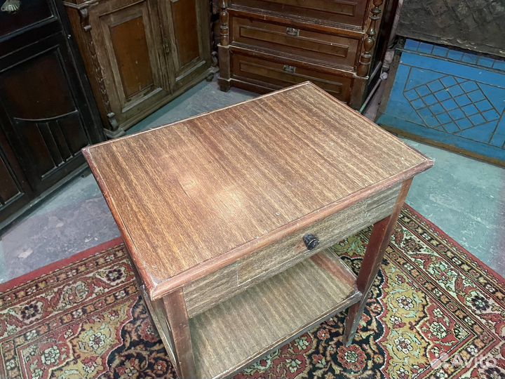 Столик винтаж