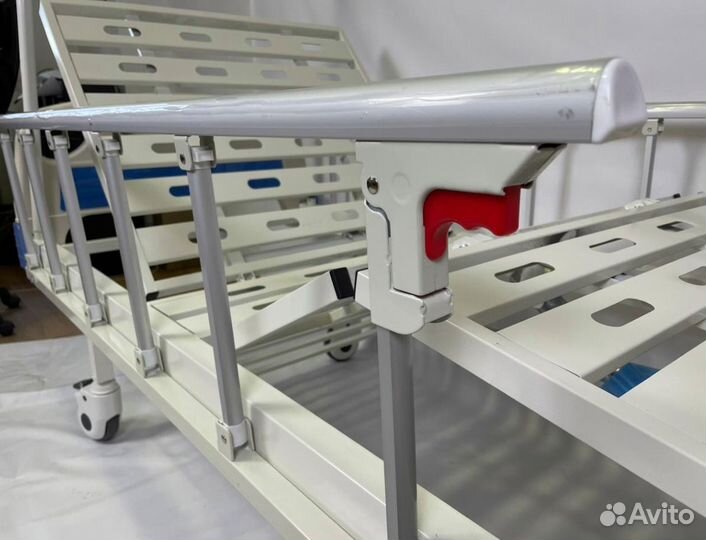 Медицинская функциональная кровать