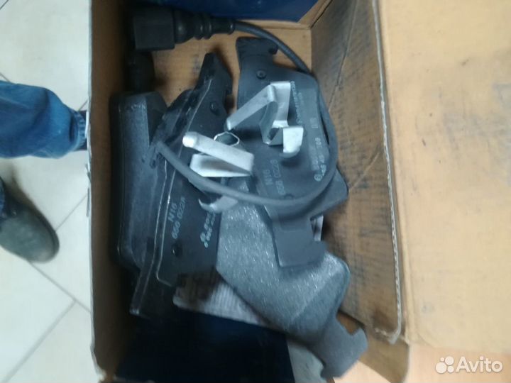 Тормозные колодки на фольцваген транспортер