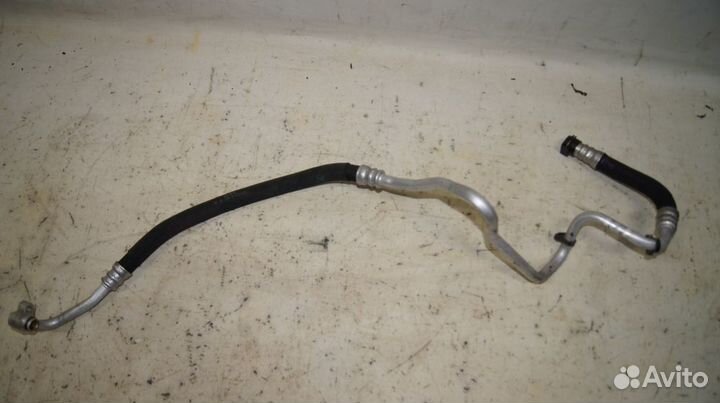 Трубка подачи на масляный радиатор (пробег 36660) BMW 535i GT F07