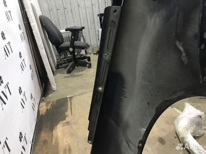 Крыло переднее левое Audi A4 B7 S-line