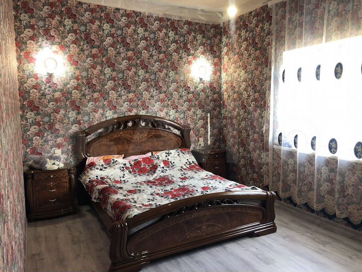 Коттедж 132 м² на участке 6 сот.