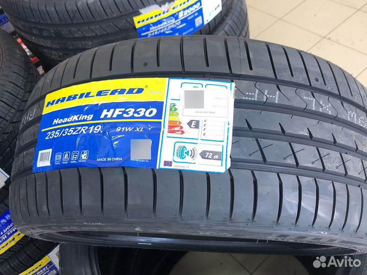 Habilead HF330 235/35 R19 91W