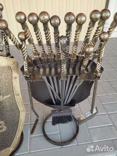 Щит вдв на подарок, подставка для шампуров