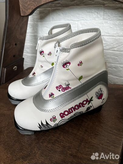 Детские лыжные ботинки Rossignol