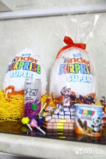 Большой шоколадный киндер сюрприз